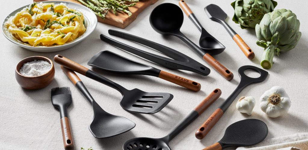 کاربرد انواع کفگیر و ملاقه در آشپزخانه