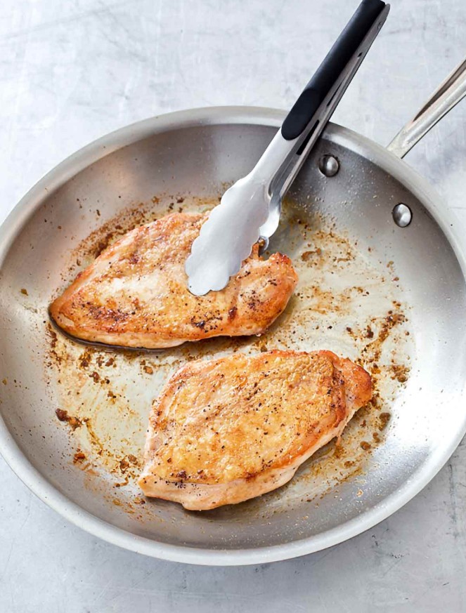 بهترین روش‌ها برای جلوگیری از چسبیدن غذا به ظروف استیل