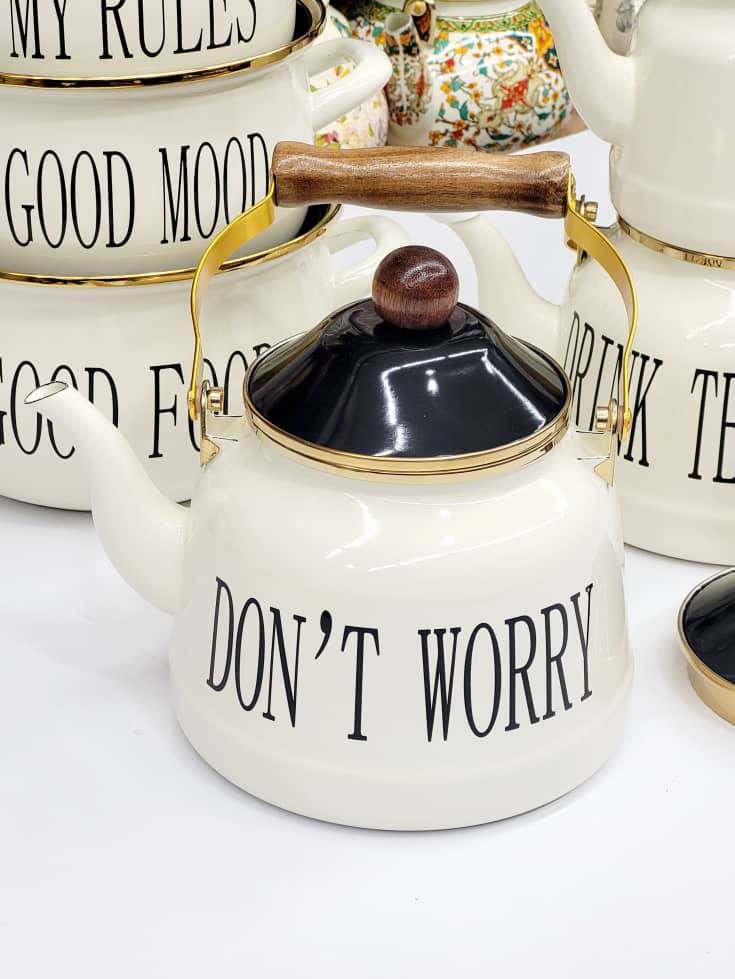 کتری لعابی دسته چوبی 322 کتری لعابی دسته چوبی 322