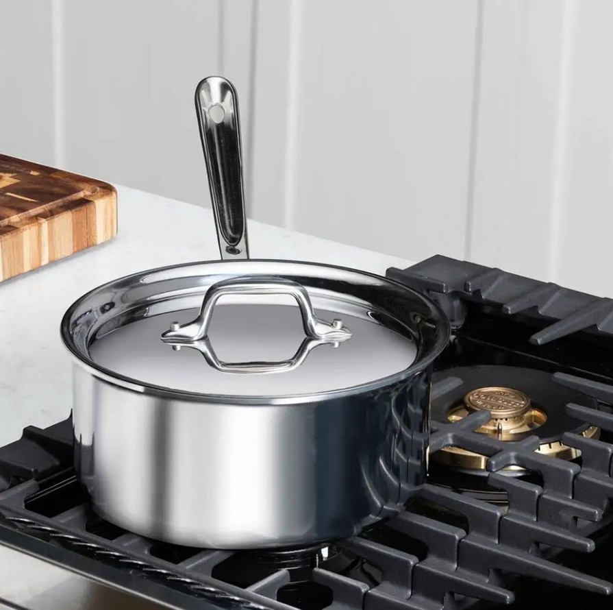 چوب، فلز، پلاستیک؛ کدام ماده برای دسته قابلمه بهتر است؟