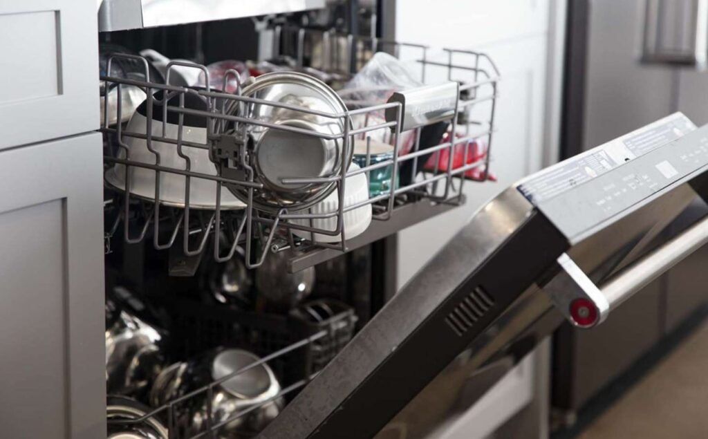 شستن کتری استیل در ماشین ظرفشویی