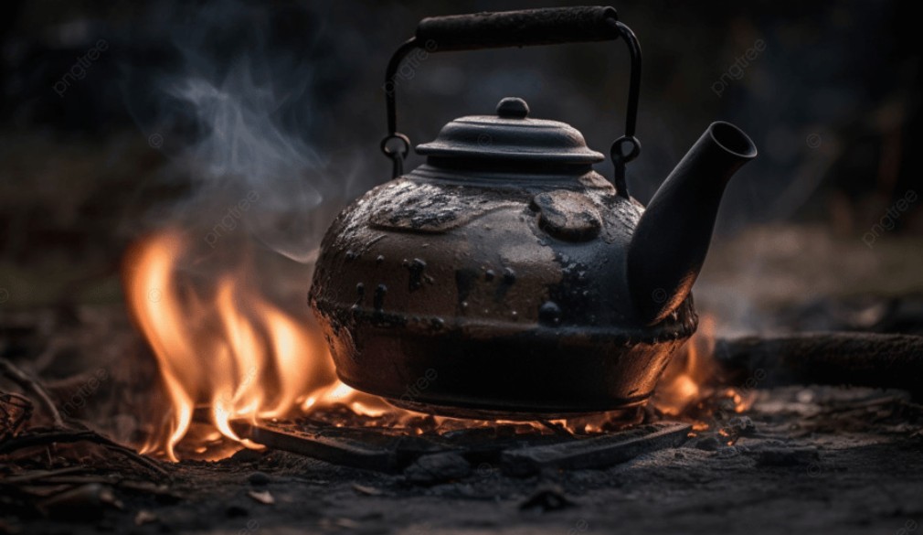 روش تمیز کردن کتری و قوری سوخته